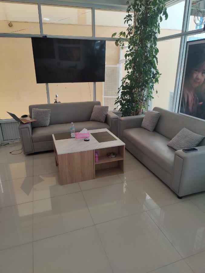Cafe Nana Hotel Nong Prue Luaran gambar